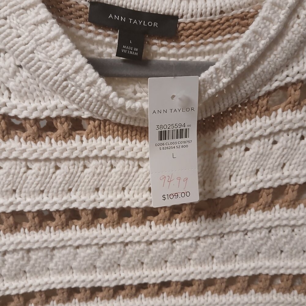 ANN TAYLOR SWEATER NWT